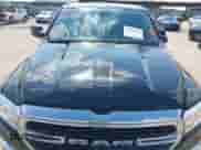 2019 Ram 1500 Big Horn z VIN 1C6SRFFT2KN826414, wystawiony jako IAAI lot #43309912 z przebiegiem 123 525 mil mil oraz . Historia ofert i sprzedaży dostępna na DreamBid. Obrazek 19.