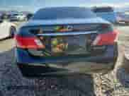 2007 Lexus ES 330 z VIN JTHBJ46G872008829, wystawiony jako Copart lot #85518765 z przebiegiem 164 637 mil mil oraz Szkoda całkowita • Salvage title. Historia ofert i sprzedaży dostępna na DreamBid. Obrazek 6.