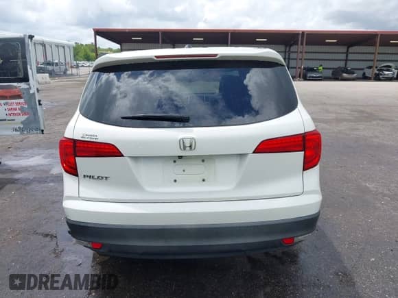 2017 Honda Pilot EX-L with VIN 5FNYF5H57HB043651, listed as a IAAI auction lot 42728498 with 122,316 mi miles and . Bid and sale history available at DreamBid. Image 16.