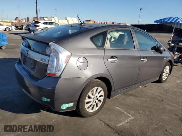 2012 Toyota Prius with VIN JTDKN3DP0C3016141, listed as a Copart auction lot 87454095 with 283,314 mi miles and Clean title. Bid and sale history available at DreamBid. Image 3.