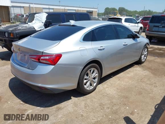 2020 Chevrolet Malibu LT with VIN 1G1ZD5ST9LF100088, listed as a IAAI auction lot 42953019 with 148,595 mi miles and . Bid and sale history available at DreamBid. Image 4.