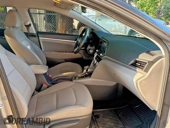 2019 Hyundai Elantra Limited с VIN 5NPD84LF3KH460731, выставлен на аукционе Copart как лот 70780205 с пробегом 98 978 миль миль и Чистый • Clean title. История ставок и продаж доступна на DreamBid. Изображение 5.