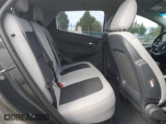 2019 Chevrolet Bolt EV LT z VIN 1G1FY6S0XK4103983, wystawiony jako Copart lot #67557943 z przebiegiem 65 016 mil mil oraz . Historia ofert i sprzedaży dostępna na DreamBid. Obrazek 10.