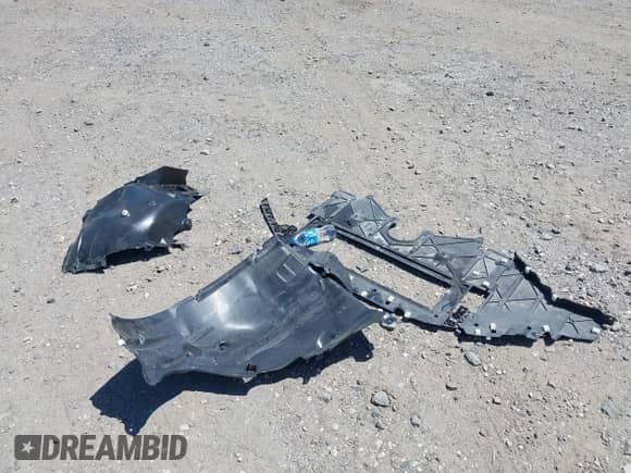 2025 BMW M3 Competition xDrive z VIN WBS33HJ05SFU14546, wystawiony jako IAAI lot #42067298 z przebiegiem 367 mil mil oraz . Historia ofert i sprzedaży dostępna na DreamBid. Obrazek 12.