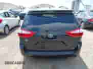 2019 Toyota Sienna XLE Auto Access Seat with VIN 5TDYZ3DC6KS005878, listed as a IAAI auction lot 42760886 with 79,914 mi miles and . Bid and sale history available at DreamBid. Image 16.