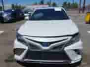 2022 Toyota Camry Hybrid XSE с VIN 4T1K31AK4NU039885, выставлен на аукционе IAAI как лот 42701525 с пробегом 31 018 миль миль и . История ставок и продаж доступна на DreamBid. Изображение 12.
