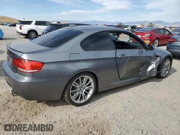 2009 BMW 3 Series 335i с VIN WBAWB73579P047466, выставлен на аукционе Copart как лот 68015535 с пробегом 101 617 миль миль и Списание • Salvage title. История ставок и продаж доступна на DreamBid. Изображение 3.