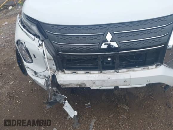 2022 Mitsubishi Outlander SE с VIN JA4J4UA83NZ010233, выставлен на аукционе IAAI как лот 43194063 с пробегом 42 339 миль миль и . История ставок и продаж доступна на DreamBid. Изображение 6.