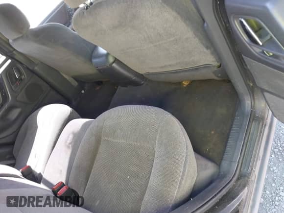 2000 Jeep Grand Cherokee Laredo с VIN 1J4GW48S2YC267946, выставлен на аукционе IAAI как лот 43376579 с пробегом 201 988 миль миль и . История ставок и продаж доступна на DreamBid. Изображение 8.