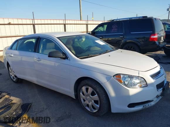 2012 Chevrolet Malibu 1FL z VIN 1G1ZA5E02CF391298, wystawiony jako IAAI lot #43416652 z przebiegiem 168 967 mil mil oraz . Historia ofert i sprzedaży dostępna na DreamBid. Obrazek 12.