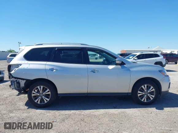 2019 Nissan Pathfinder SL with VIN 5N1DR2MM5KC589690, listed as a IAAI auction lot 42072152 with 123,579 mi miles and . Bid and sale history available at DreamBid. Image 14.