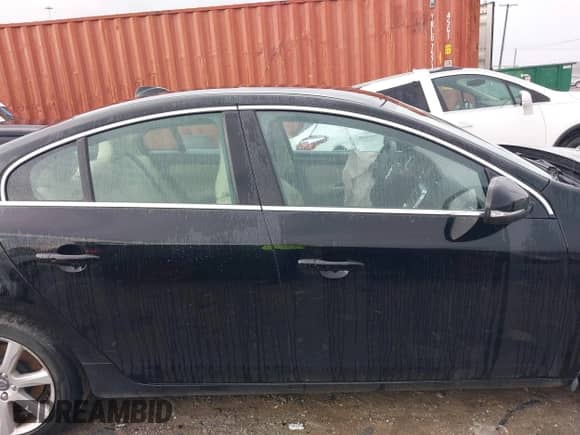 2016 Volvo S60 T5 Drive-E Premier z VIN YV126MFK4G2413197, wystawiony jako IAAI lot #42628347 z przebiegiem 98 174 mil mil oraz . Historia ofert i sprzedaży dostępna na DreamBid. Obrazek 13.