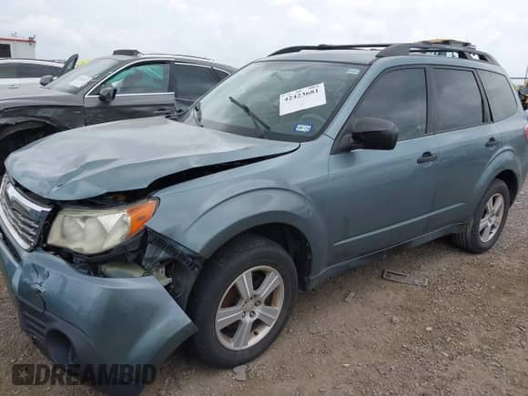 2010 Subaru Forester X с VIN JF2SH6BC4AH797238, выставлен на аукционе IAAI как лот 42423681 с пробегом 133 088 миль миль и . История ставок и продаж доступна на DreamBid. Изображение 2.