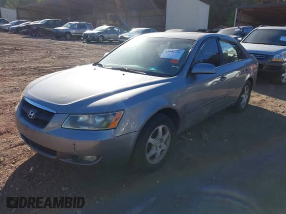 2006 Hyundai Sonata GLS z VIN 5NPEU46C76H111739, wystawiony jako IAAI lot #43448443 z przebiegiem 214 858 mil mil oraz . Historia ofert i sprzedaży dostępna na DreamBid. Obrazek 2.