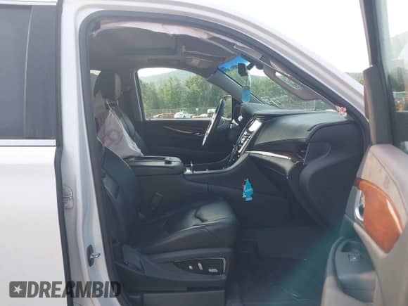 2018 Cadillac Escalade Premium Luxury с VIN 1GYS4CKJ0JR228284, выставлен на аукционе IAAI как лот 42484158 с пробегом 60 477 миль миль и . История ставок и продаж доступна на DreamBid. Изображение 5.