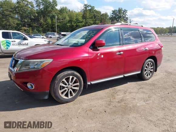 2013 Nissan Pathfinder SL with VIN 5N1AR2MM6DC631838, listed as a IAAI auction lot 43325393 with 151,226 mi miles and . Bid and sale history available at DreamBid. Image 2.