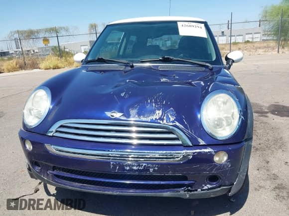 2005 MINI Hardtop с VIN WMWRC33455TJ66516, выставлен на аукционе IAAI как лот 42689294 с пробегом 224 262 миль миль и . История ставок и продаж доступна на DreamBid. Изображение 12.