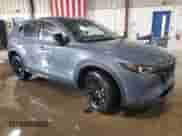 2023 Mazda CX-5 S Preferred z VIN JM3KFBCM4P0196107, wystawiony jako Copart lot #80030085 z przebiegiem 24 534 mil mil oraz Szkoda całkowita • Salvage title. Historia ofert i sprzedaży dostępna na DreamBid. Obrazek 4.