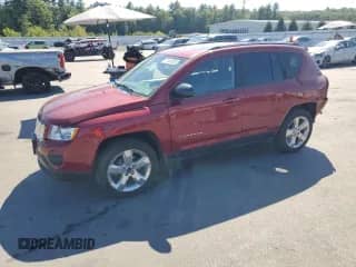 2013 Jeep Compass Limited z VIN 1C4NJDCB8DD246025, wystawiony jako Copart lot #71453385 z przebiegiem 102 203 mil mil oraz Szkoda całkowita • Salvage title. Historia ofert i sprzedaży dostępna na DreamBid. Obrazek 1.