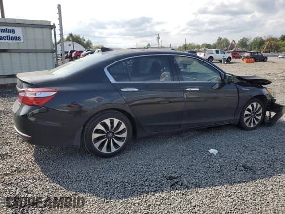 2017 Honda Accord with VIN JHMCR6F33HC007024, listed as a Copart auction lot 82042245 with Not provided miles and Salvage title. Bid and sale history available at DreamBid. Image 3.