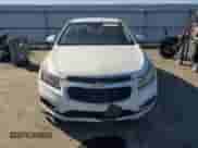 2015 Chevrolet Cruze LT z VIN 1G1PC5SB0F7241986, wystawiony jako Copart lot #82207085 z przebiegiem 126 671 mil mil oraz Czysty tytuł • Clean title. Historia ofert i sprzedaży dostępna na DreamBid. Obrazek 5.