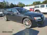 2012 Chrysler 300 Limited с VIN 2C3CCAHGXCH137415, выставлен на аукционе Copart как лот 72042405 с пробегом 117 550 миль миль и Списание • Salvage title. История ставок и продаж доступна на DreamBid. Изображение 4.