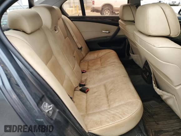 2010 BMW 5 Series 528i с VIN WBANU5C54AC366216, выставлен на аукционе Copart как лот 90122705 с пробегом 199 844 миль миль и Списание • Salvage title. История ставок и продаж доступна на DreamBid. Изображение 10.