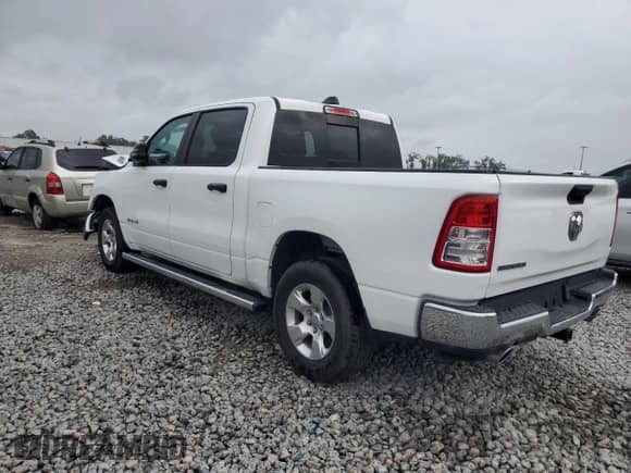 2023 Ram 1500 Big Horn z VIN 1C6RREFT3PN564838, wystawiony jako Copart lot #86040275 z przebiegiem Nie podano mil oraz Czysty tytuł • Clean title. Historia ofert i sprzedaży dostępna na DreamBid. Obrazek 2.