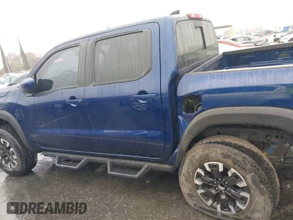 2023 Nissan Frontier SV с VIN 1N6ED1EJ2PN630808, выставлен на аукционе IAAI как лот 41506681 с пробегом 21 741 миль миль и . История ставок и продаж доступна на DreamBid. Изображение 15.