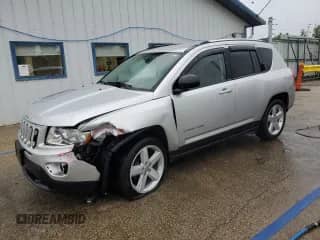 2011 Jeep Compass Limited с VIN 1J4NF5FB3BD257590, выставлен на аукционе Copart как лот 62011505 с пробегом 119 763 миль миль и Списание • Salvage title. История ставок и продаж доступна на DreamBid. Изображение 1.