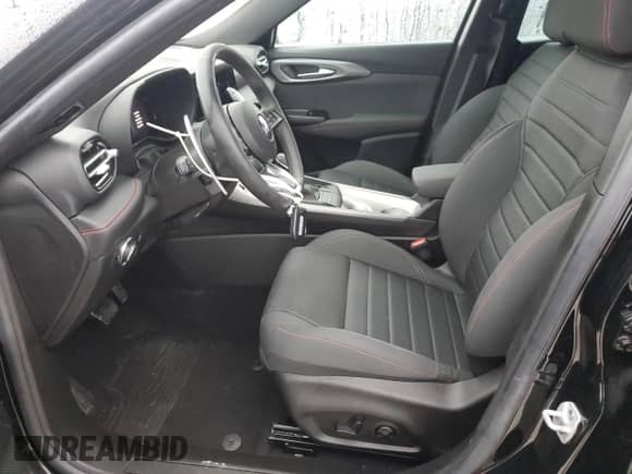 2024 Dodge Hornet R/T z VIN ZACPDFCW8R3A17990, wystawiony jako Copart lot #42925355 z przebiegiem 3 199 mil mil oraz Szkoda całkowita • Salvage title. Historia ofert i sprzedaży dostępna na DreamBid. Obrazek 7.