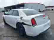 2019 Chrysler 300 S с VIN 2C3CCABT1KH704891, выставлен на аукционе IAAI как лот 42578814 с пробегом 134 287 миль миль и . История ставок и продаж доступна на DreamBid. Изображение 3.