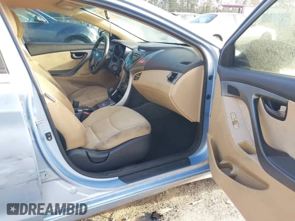 2013 Hyundai Elantra GLS z VIN KMHDH4AE7DU522789, wystawiony jako IAAI lot #43369615 z przebiegiem 184 345 mil mil oraz . Historia ofert i sprzedaży dostępna na DreamBid. Obrazek 5.