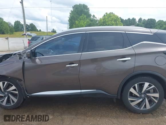 2018 Nissan Murano SV z VIN 5N1AZ2MG3JN116290, wystawiony jako IAAI lot #42501553 z przebiegiem 127 034 mil mil oraz . Historia ofert i sprzedaży dostępna na DreamBid. Obrazek 15.