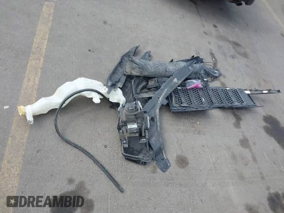 2016 Jeep Grand Cherokee SRT with VIN 1C4RJFDJ7GC399461, listed as a IAAI auction lot 43320500 with 97,123 mi miles and . Bid and sale history available at DreamBid. Image 12.