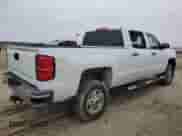 2015 Chevrolet Silverado 2500HD Work Truck с VIN 1GC1KUEGXFF150974, выставлен на аукционе Copart как лот 84548924 с пробегом Не указан миль и Списание • Salvage title. История ставок и продаж доступна на DreamBid. Изображение 3.