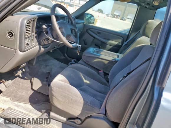 2006 Chevrolet Silverado 1500 Work Truck с VIN 1GCEC14V36Z102809, выставлен на аукционе Copart как лот 85529125 с пробегом 317 367 миль миль и Списание • Salvage title. История ставок и продаж доступна на DreamBid. Изображение 7.