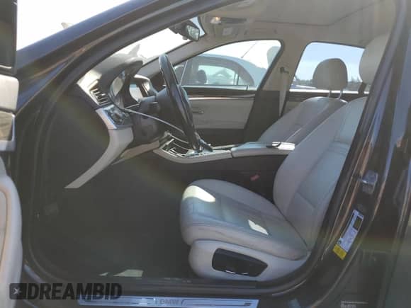 2014 BMW 5 Series 528i z VIN WBA5A5C57ED020508, wystawiony jako Copart lot #71281445 z przebiegiem 160 750 mil mil oraz Szkoda całkowita • Salvage title. Historia ofert i sprzedaży dostępna na DreamBid. Obrazek 7.