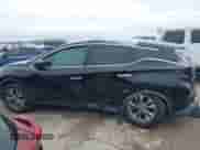 2016 Nissan Murano Platinum z VIN 5N1AZ2MG5GN125954, wystawiony jako IAAI lot #41559432 z przebiegiem 91 040 mil mil oraz . Historia ofert i sprzedaży dostępna na DreamBid. Obrazek 14.