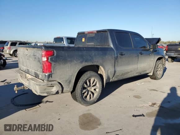 2021 Chevrolet Silverado 1500 RST z VIN 1GCUYEED6MZ263548, wystawiony jako Copart lot #82894564 z przebiegiem Nie podano mil oraz Szkoda całkowita • Salvage title. Historia ofert i sprzedaży dostępna na DreamBid. Obrazek 3.