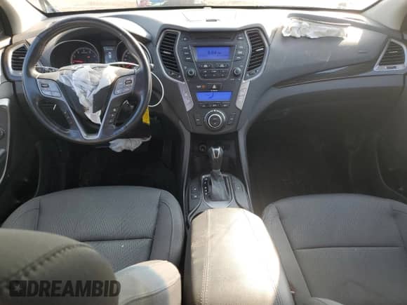 2014 Hyundai Santa Fe with VIN 5XYZUDLB8EG126320, listed as a Copart auction lot 70060645 with 187,756 mi miles and Salvage title. Bid and sale history available at DreamBid. Image 8.