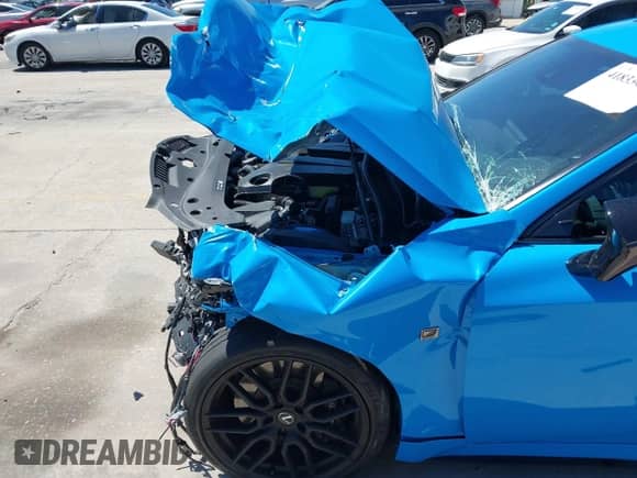 2024 Lexus IS 500 F Sport Performance z VIN JTHAP1D20R5005134, wystawiony jako IAAI lot #41833462 z przebiegiem 11 465 mil mil oraz . Historia ofert i sprzedaży dostępna na DreamBid. Obrazek 6.