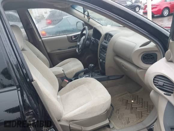 2005 Hyundai Santa Fe GLS с VIN KM8SC73D05U011972, выставлен на аукционе IAAI как лот 43459833 с пробегом 287 564 миль миль и . История ставок и продаж доступна на DreamBid. Изображение 5.