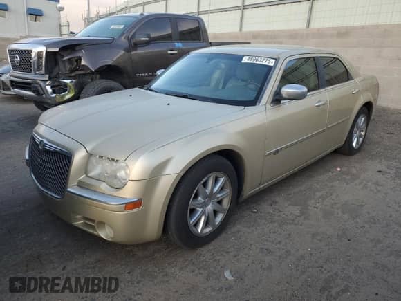 2010 Chrysler 300 C Hemi с VIN 2C3CA6CT8AH155478, выставлен на аукционе Copart как лот 48963275 с пробегом 102 006 миль миль и Списание • Salvage title. История ставок и продаж доступна на DreamBid. Изображение 1.