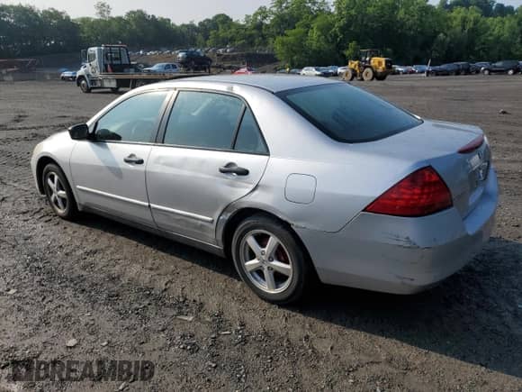 2006 Honda Accord VP с VIN 1HGCM56136A076007, выставлен на аукционе Copart как лот 60069025 с пробегом 221 463 миль миль и На запчасти • Non repairable. История ставок и продаж доступна на DreamBid. Изображение 2.