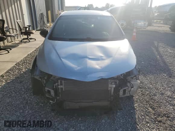 2018 Chevrolet Cruze LT z VIN 3G1BE6SM2JS617917, wystawiony jako Copart lot #84621785 z przebiegiem 135 056 mil mil oraz Szkoda całkowita • Salvage title. Historia ofert i sprzedaży dostępna na DreamBid. Obrazek 5.