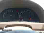 2002 Toyota Camry LE z VIN 4T1BE32K12U093855, wystawiony jako IAAI lot #43289351 z przebiegiem 303 306 mil mil oraz . Historia ofert i sprzedaży dostępna na DreamBid. Obrazek 7.