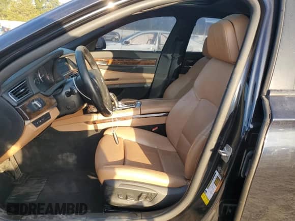 2013 BMW 7 Series 740i with VIN WBAYA6C53DD143854, listed as a Copart auction lot 80269005 with 151,065 mi miles and Salvage title. Bid and sale history available at DreamBid. Image 7.
