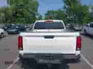 2023 Chevrolet Colorado 2WD Work Truck с VIN 1GCPSBEK7P1156474, выставлен на аукционе IAAI как лот 42871378 с пробегом 22 835 миль миль и . История ставок и продаж доступна на DreamBid. Изображение 15.