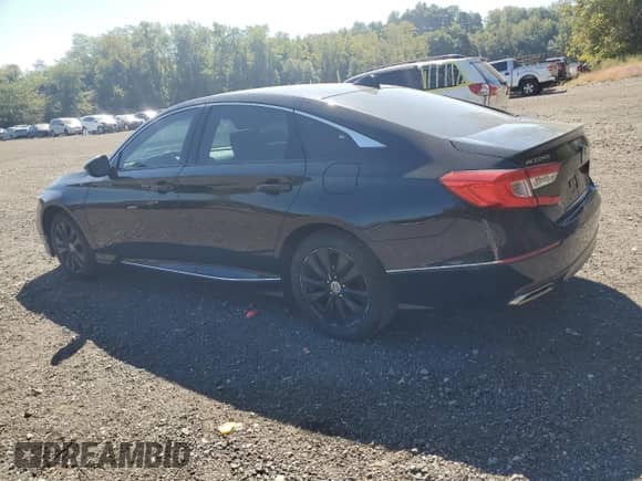2018 Honda Accord EX-L with VIN 1HGCV2F53JA033066, listed as a Copart auction lot 81086205 with 110,367 mi miles and Salvage title. Bid and sale history available at DreamBid. Image 2.